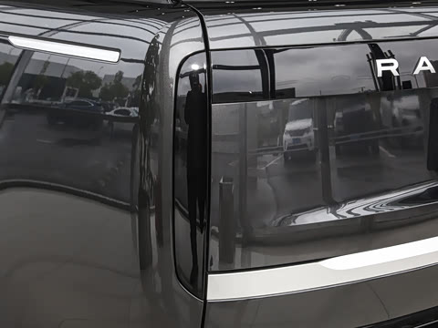 2025�� 3.0 L6 400PS �䷶�ӳ���