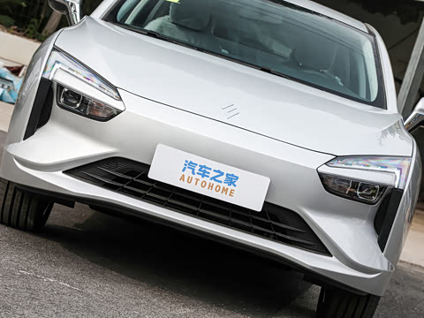 2026�� 705km MAX����������
