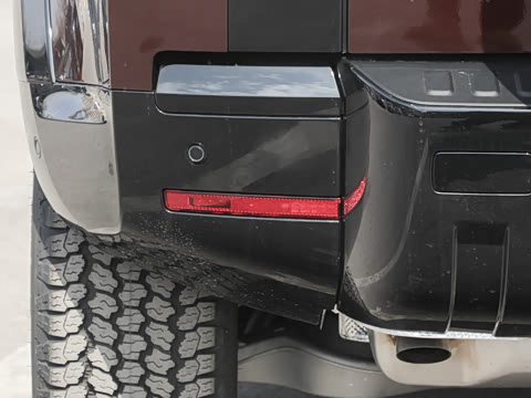 2026�� 110 3.0T P400 �����ر��