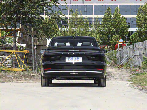 2025�� EM-i 70km ������