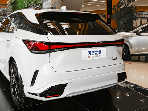 2026�� 500h ����F SPORT Performance