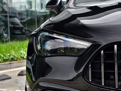 2026�� �Ŀ� AMG CLE 53 4MATIC+ ���ܳ�