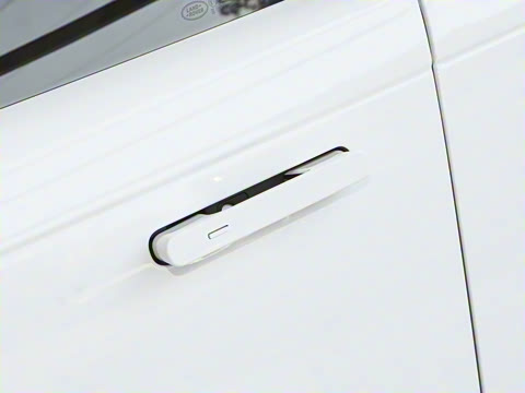 2025�� 3.0 L6 400PS �����ӳ���