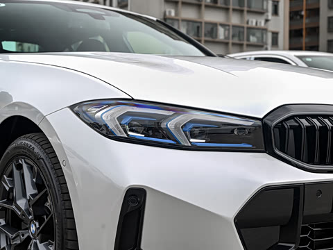 2026�� 330Li ������ M�˶���ҹ��װ