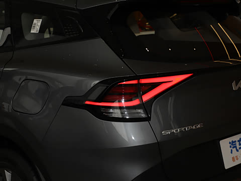 2025�� 2.0T ��������������