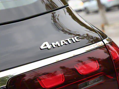 2026�� GLS 450 4MATIC ������