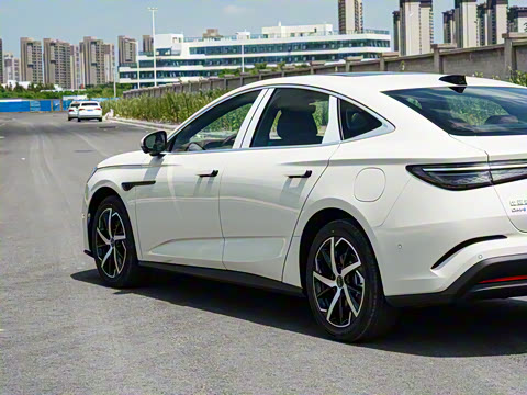 2026�� DM-i 1.5T 230km ������