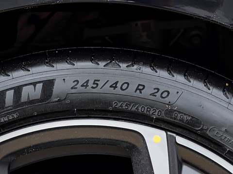 2026�� 100kWh Touring