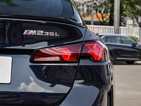 2026�� M235L