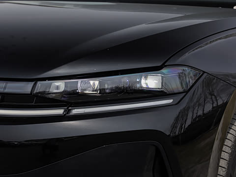 2026�� L 300TSI DSG ������