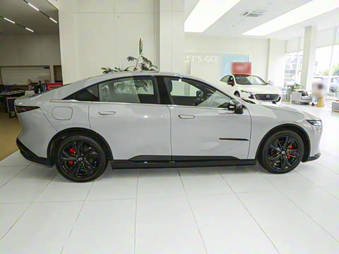 2025�� ����600�����˶���