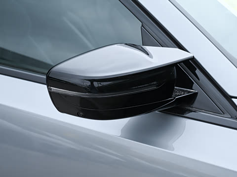 2026�� M3���а� M xDrive ������