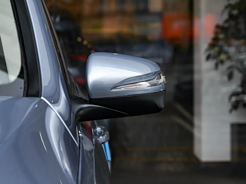 2025�� �Ŀ� GLE 450 4MATIC ������