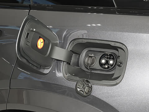 2025�� 205km Pro+��