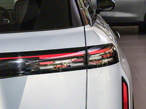 2025�� ���ܰ� 1.5T ��������