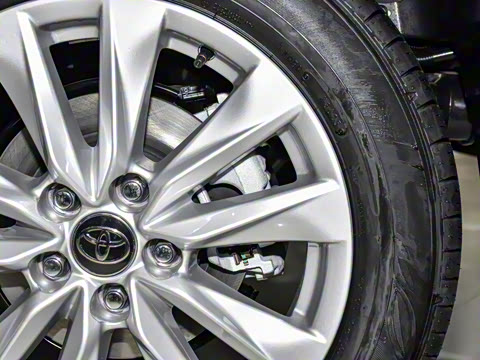 2026�� 2.0L ���ܵ��˫�� �ȷ��