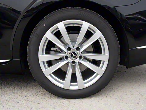 2026�� S 400 L �����ر��