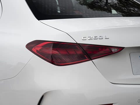 2026�� �Ŀ� C 260 L �˶��ر��