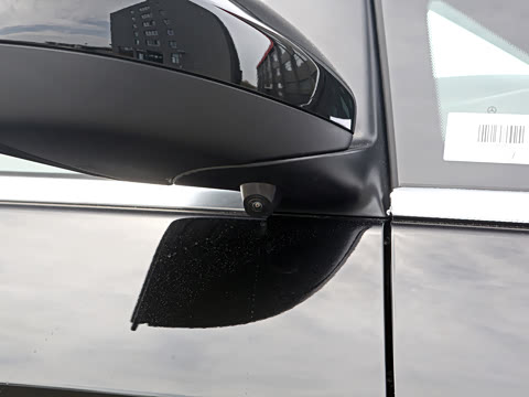 2026�� ����˹LW63