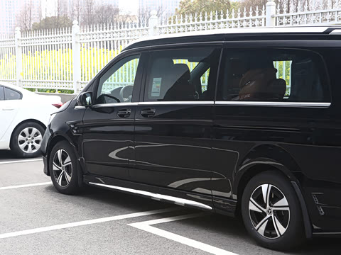 2026�� ����˹LW63