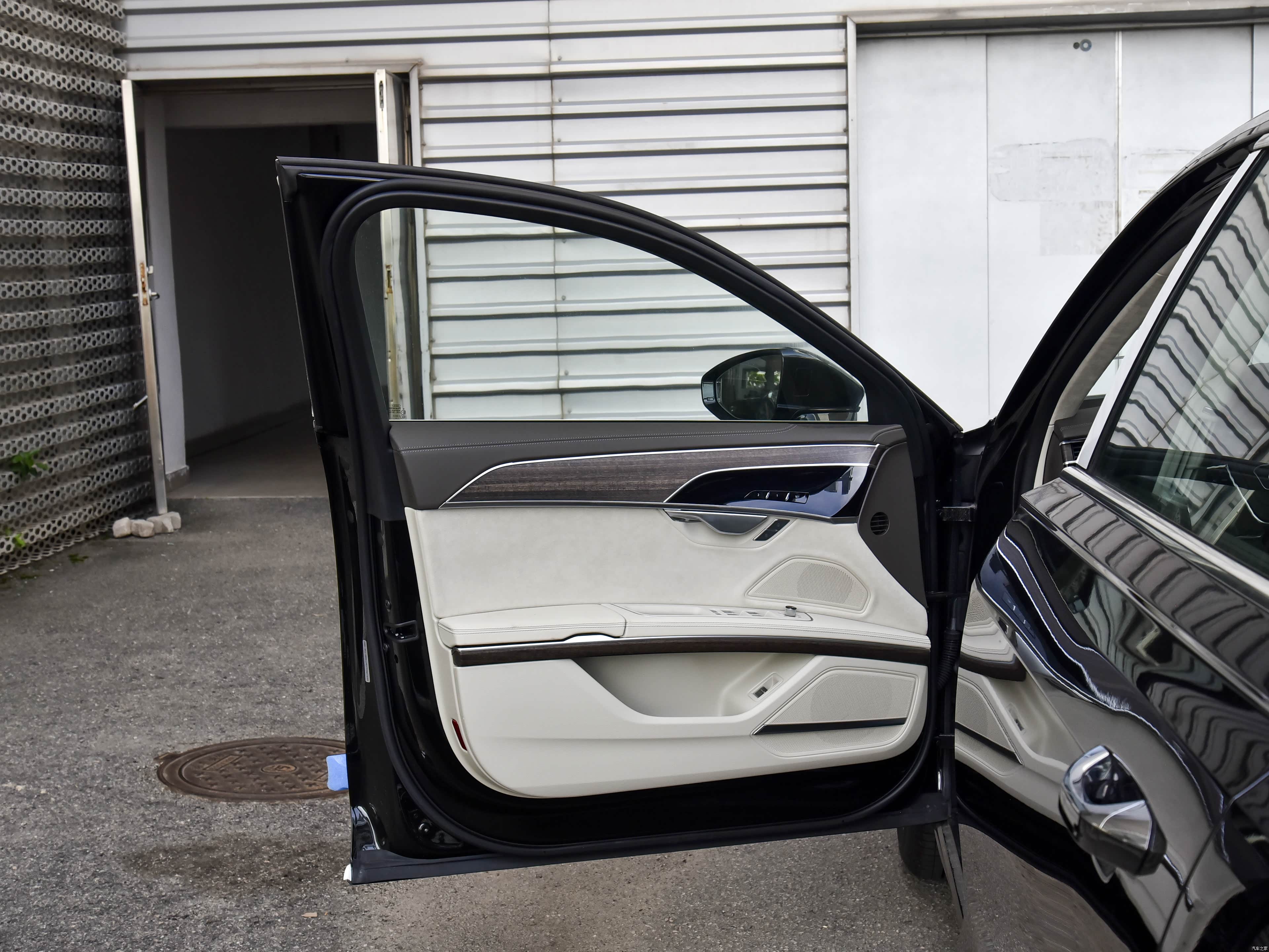 Audi A8, миниатюра 24