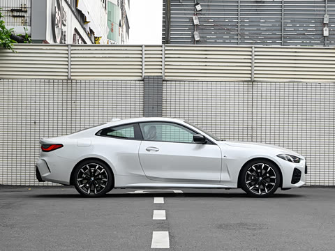 2026�� 430i M�˶���ҹ��װ