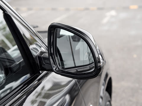 2026�� xDrive 40Li M�˶���ҹ��װ