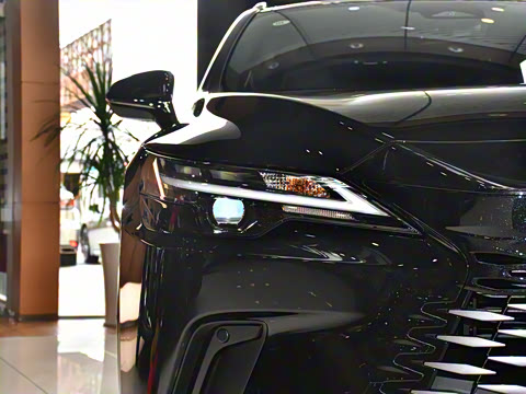 2026�� 350h ����������