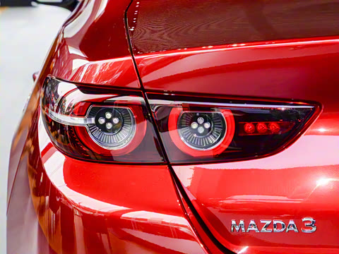 2025�� 2.0L �Զ������