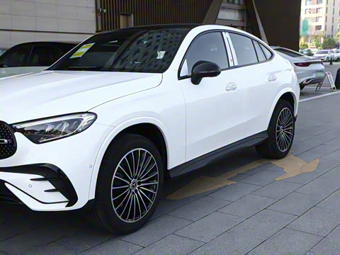 2026�� GLC 300 4MATIC ����SUV