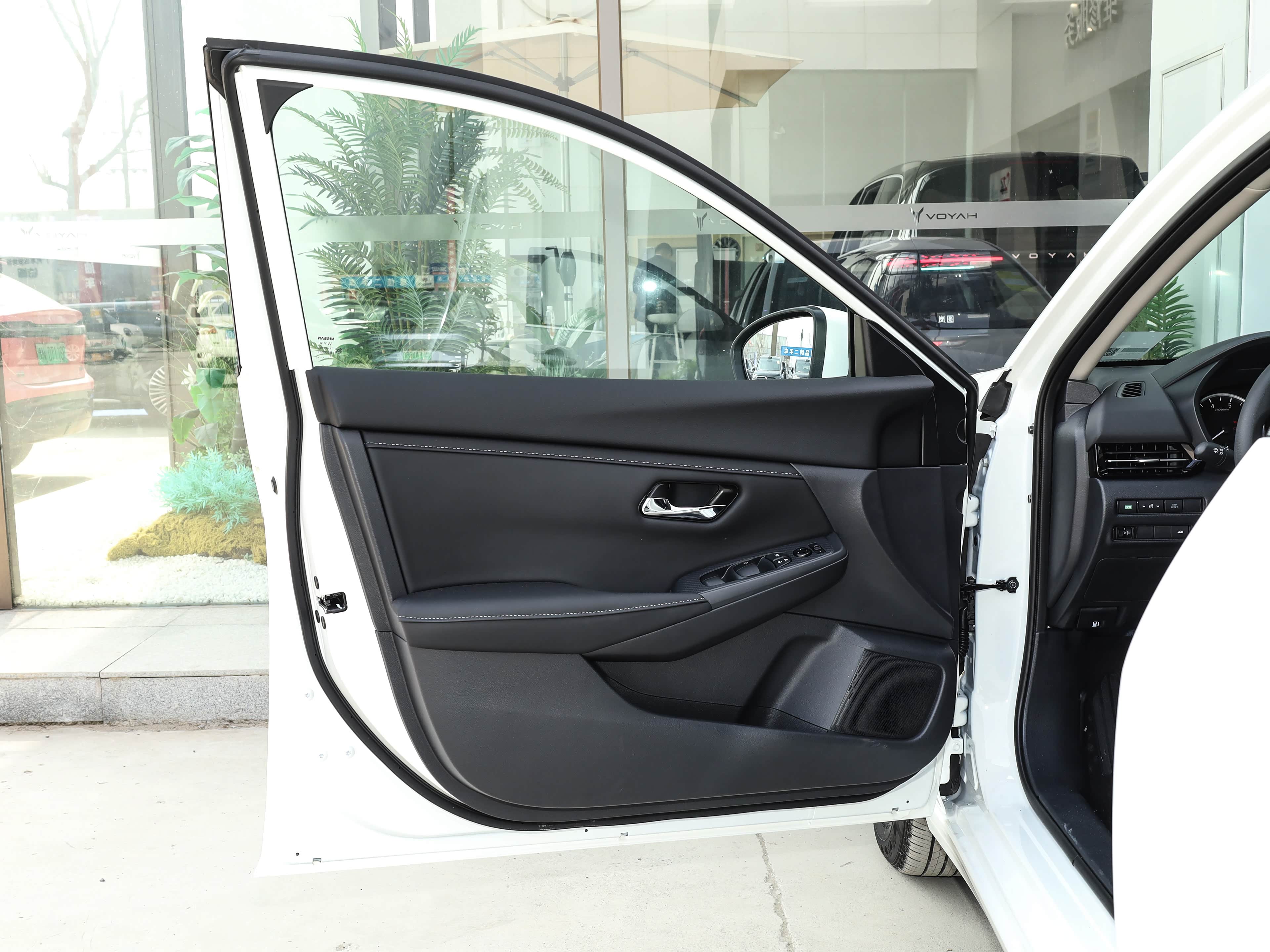 Nissan SYLPHY, миниатюра 23
