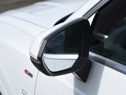 2026�� quattro 45�����ذ� 35TFSI ʱ�ж�����