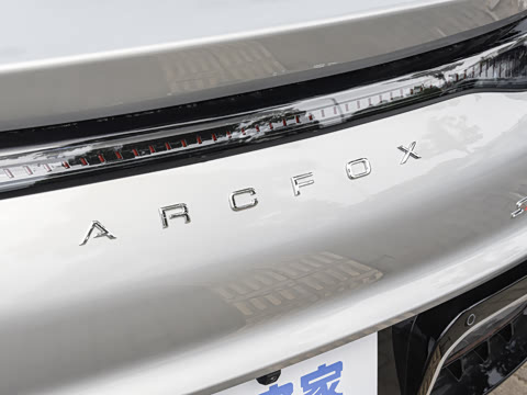 2026�� 535 MAX�����