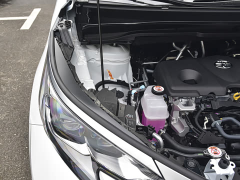 2027�� 2.5L ˫�����������
