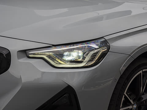 2026�� M240i xDrive