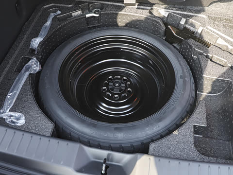 2025�� 2.0L �Զ�������