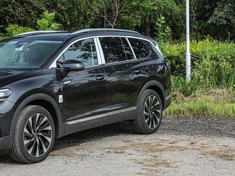 2026�� 450TSI �������� 7��