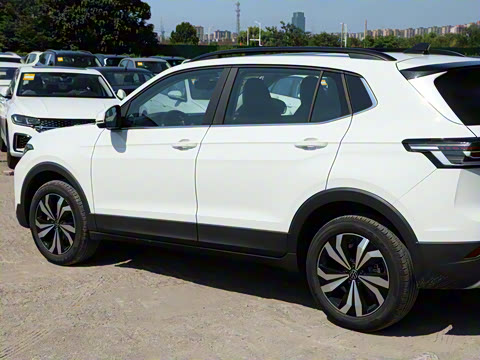 2026�� ���� 300TSI �����