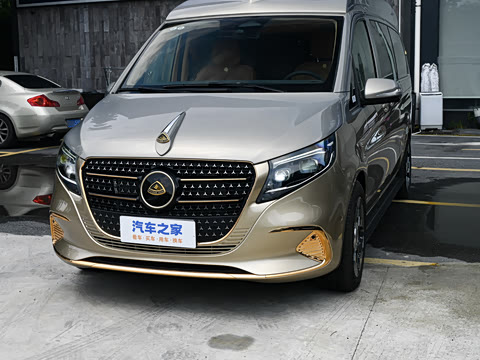 2025�� 2.0T �����