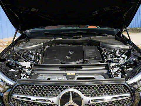 2026�� GLC 260 L 4MATIC ������