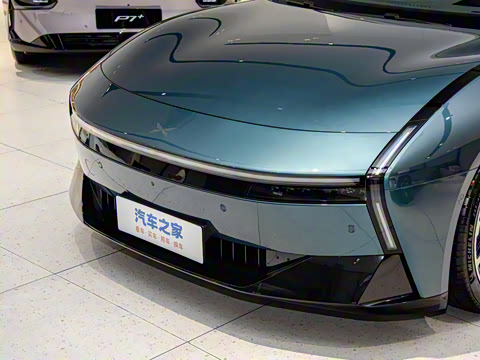 2025�� 702 ������ Ultra