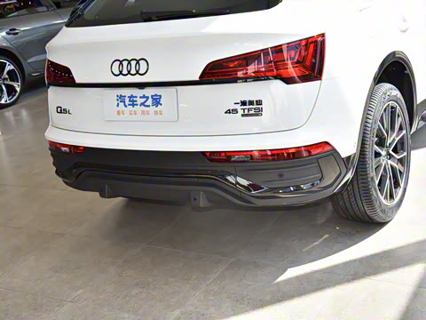 2025�� quattro 45�����ذ� 45 TFSI ������