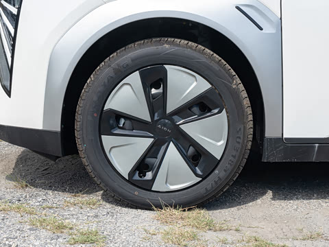 2025�� Plus 430 ������