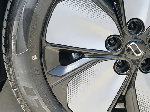 2026�� ���� 565 Plus