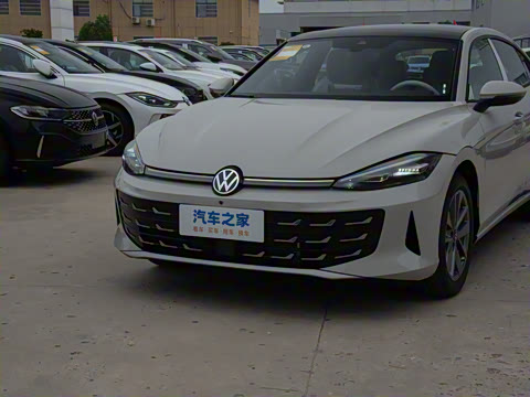 2026�� ���L 300TSI ����