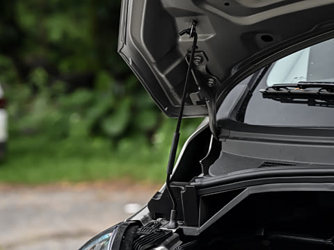 2027�� 2.0L ������ 7��