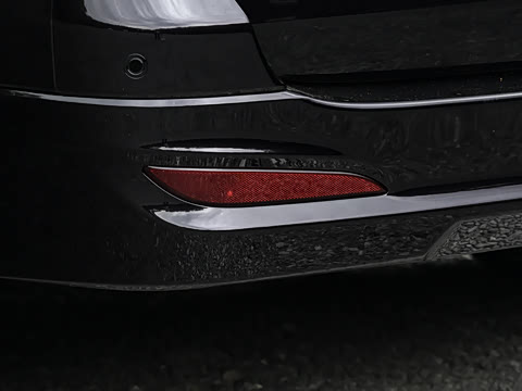 2027�� 2.0L ������ 7��