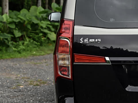 2027�� 2.0L ������ 7��