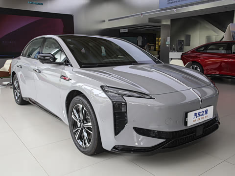 2024�� 600 Pro��ҫ��