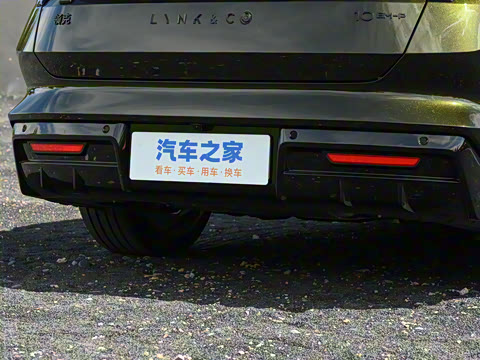 2025�� 240����Ultra�˶���